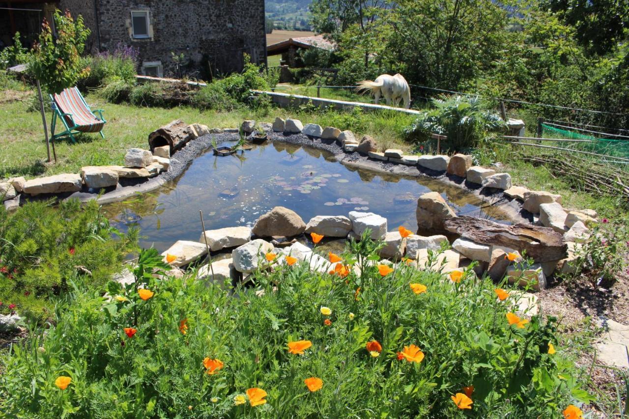 L'Attrape Reve Insolite Saint-Vincent-de-Barres Exteriér fotografie